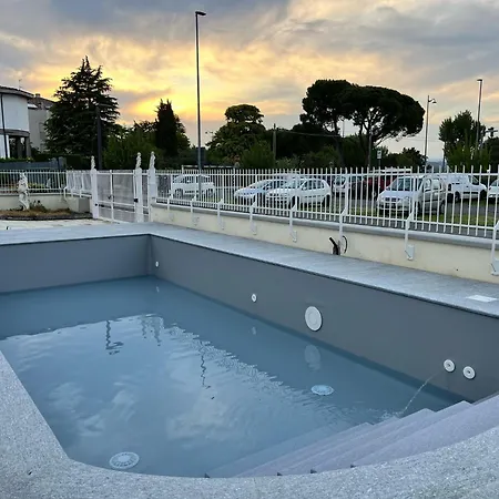 Apartment Desenzano Lakeview - Luxury Flat Desenzano del Garda